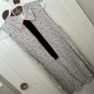 NWOT Valija Sleeveless Dress